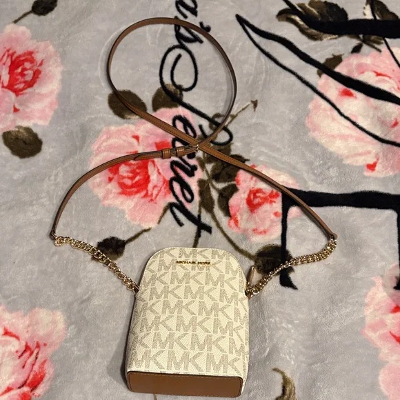 Michael Kors Beige and Brown Crossbody Bag - Picture 2 of 14